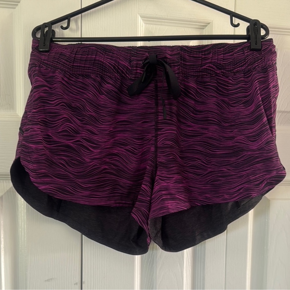 Lululemon Speed Up Shorts 💜